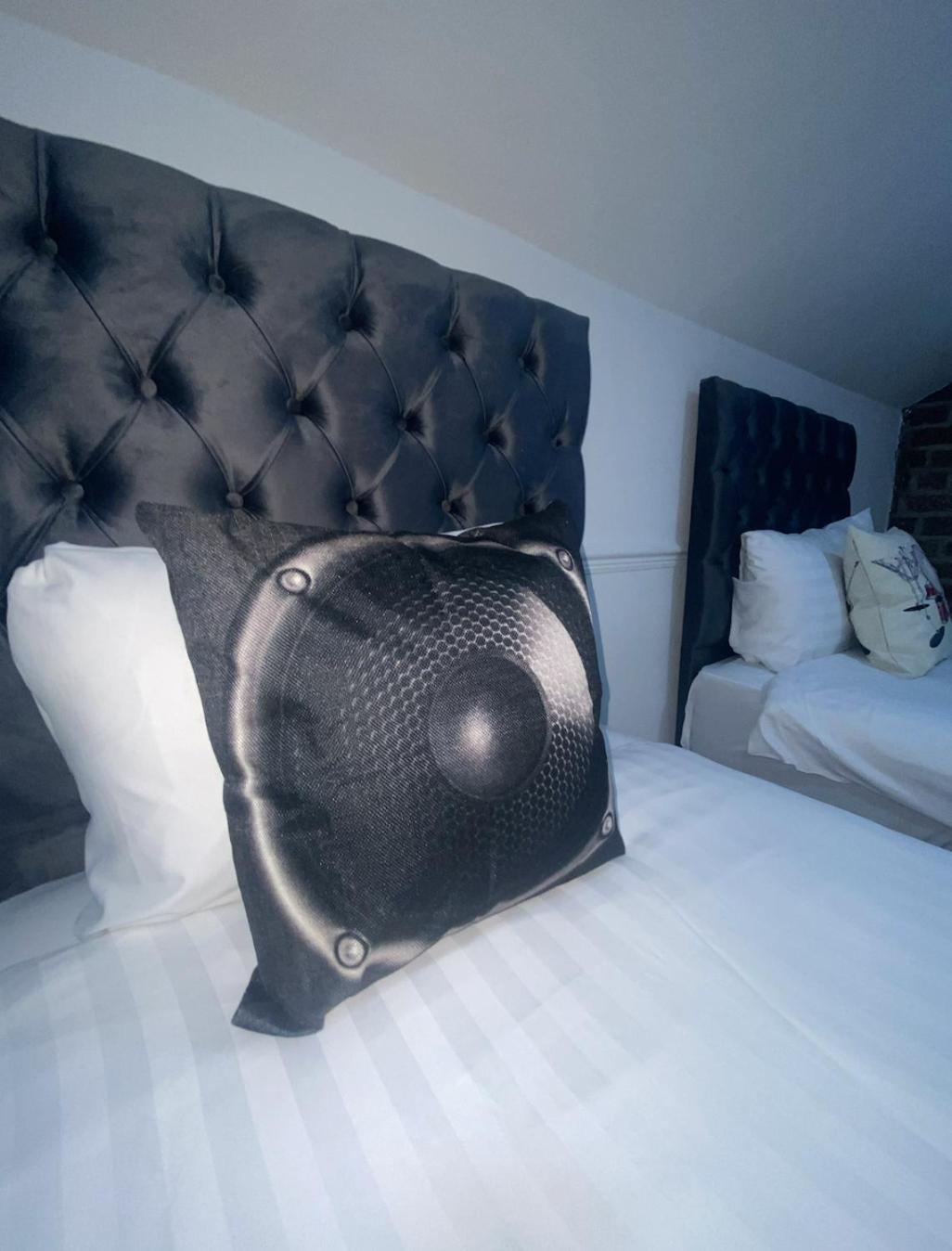 Button Street By Ustay Aparthotels ลิเวอร์พูล ภายนอก รูปภาพ